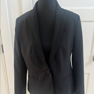 Elegant Black Tailored Blazer with Shawl Collar